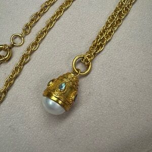 Julie Vos Elegant Gold Pendant Necklace